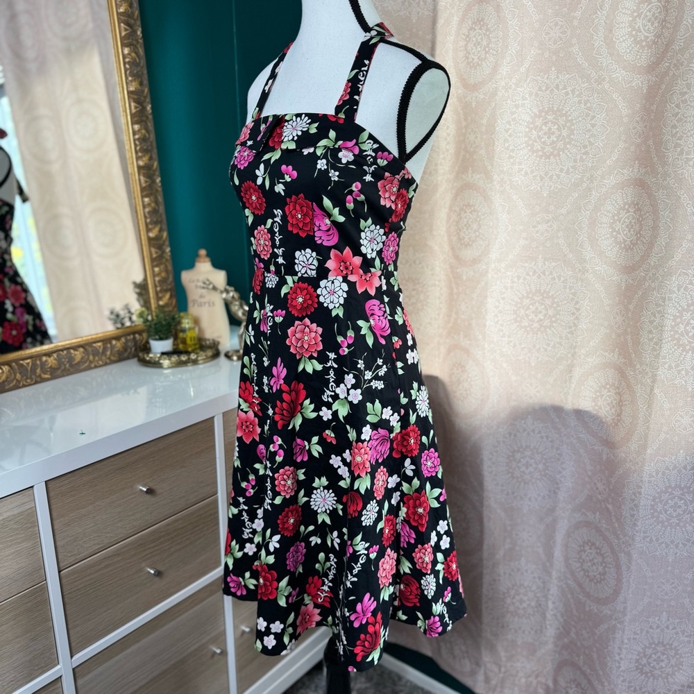Xi Retro Style Black Floral Halter Dress Square Neck Size Small